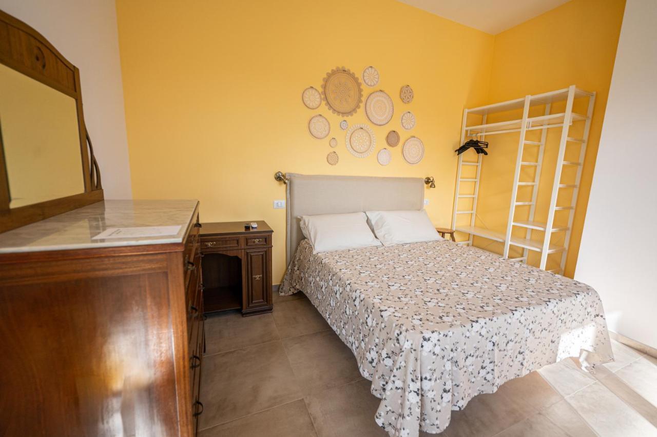 Le Bisceglie Guest House Albanella ภายนอก รูปภาพ