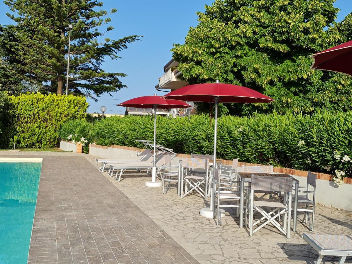 Le Bisceglie Guest House Albanella ภายนอก รูปภาพ