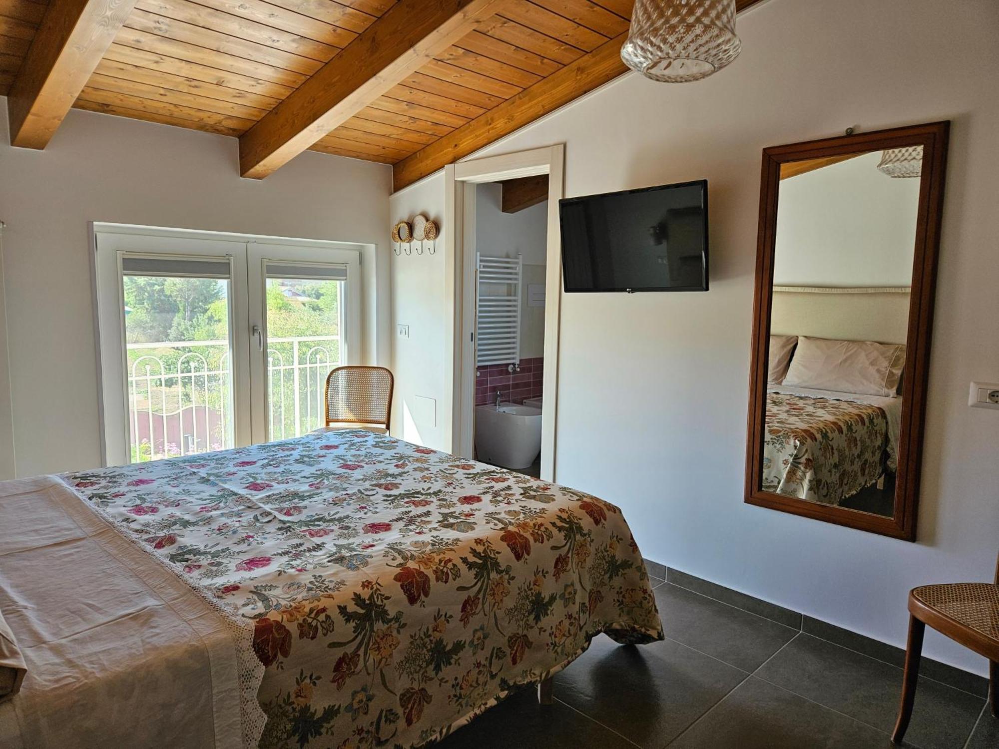 Le Bisceglie Guest House Albanella ภายนอก รูปภาพ